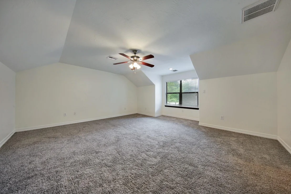 Photo of 2283 Deer Cove Trail