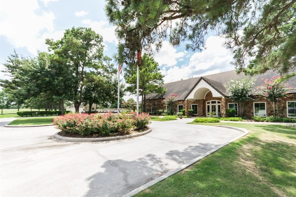 Photo of 1222 Dunston Falls Drive