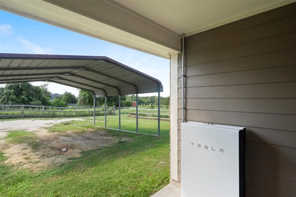 Photo of 8334 Rolling Oaks Drive