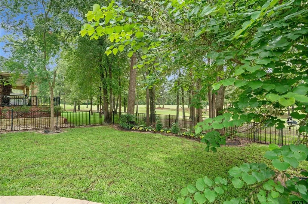 Photo of 420 Bunker Drive