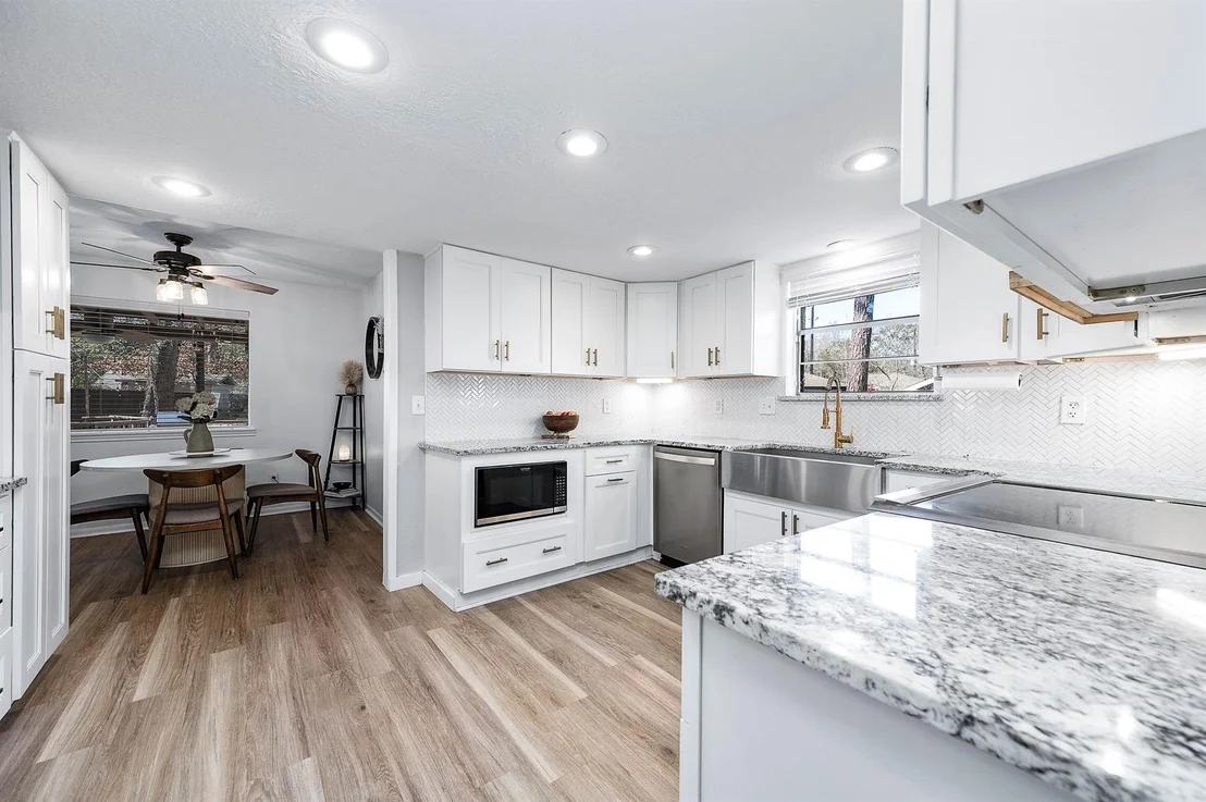 Photo of 26715 Maplewood Drive