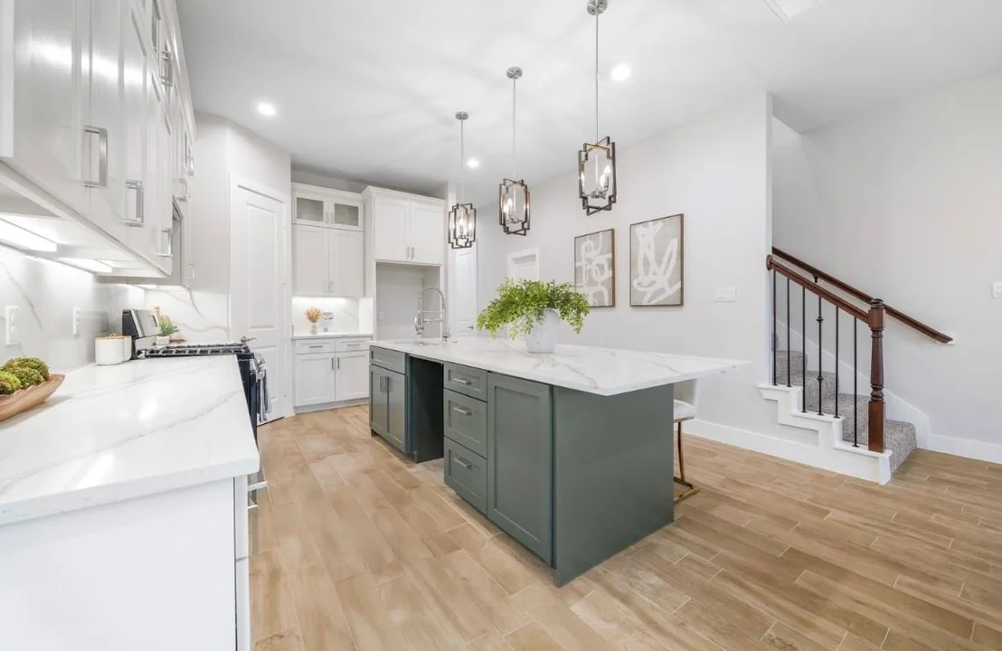 Photo of 6216 Carver Road