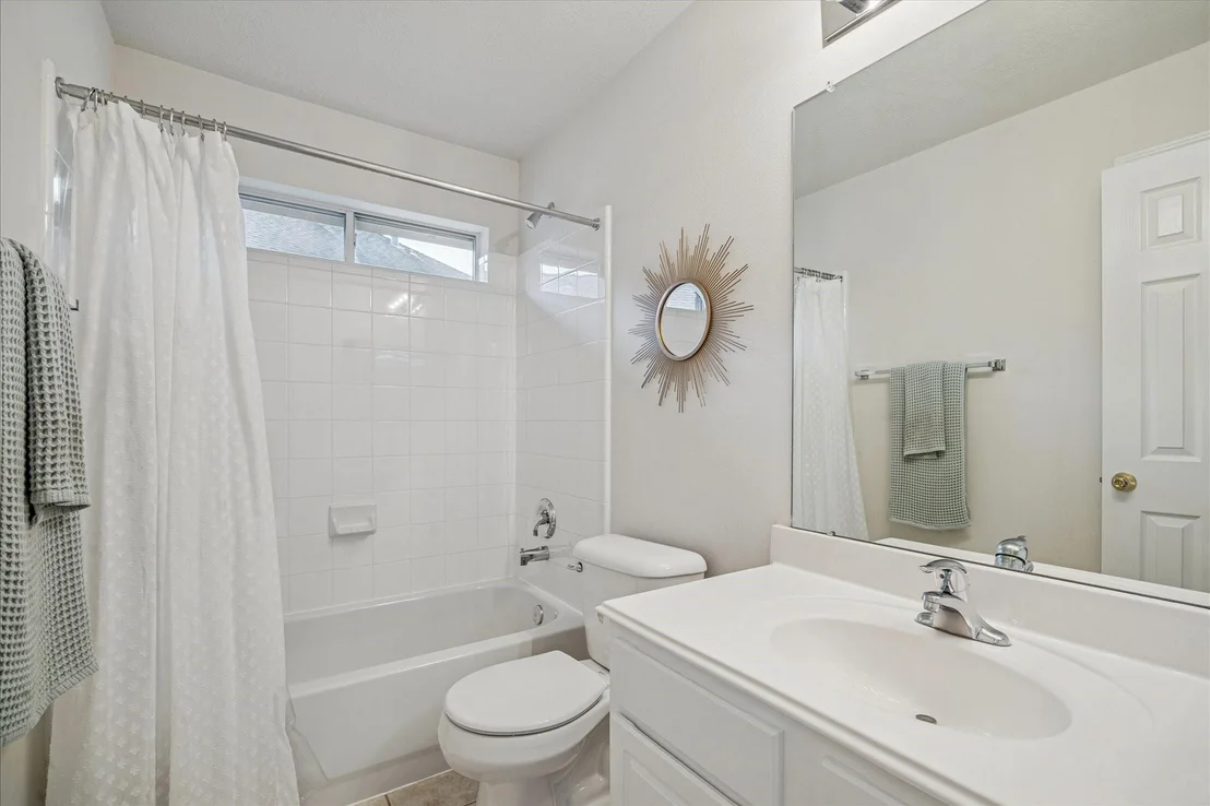 Photo of 122 S Abram Circle