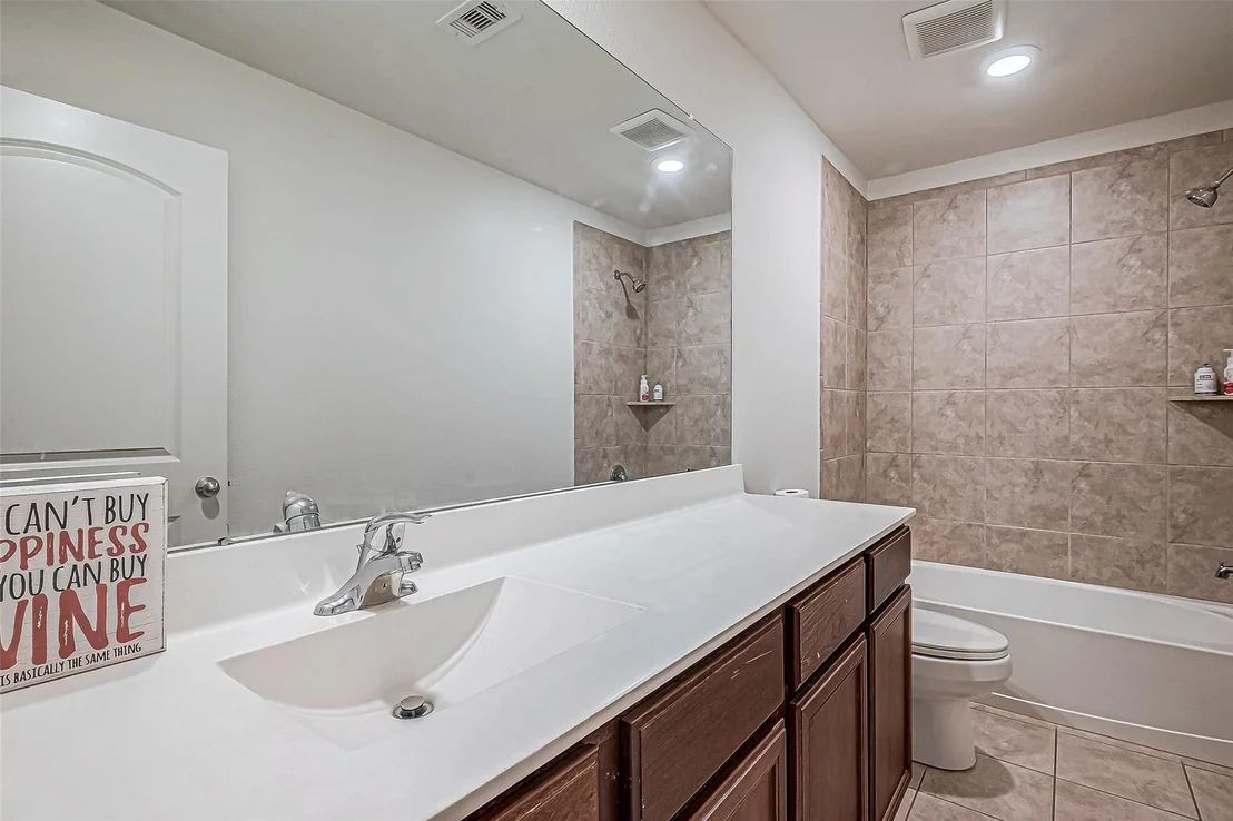 Photo of 9915 Garnet Grove Drive