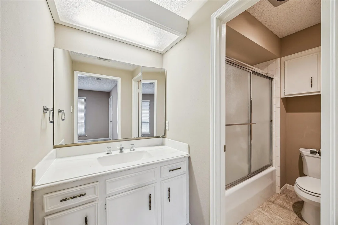 Photo of 85 Crestwood Circle