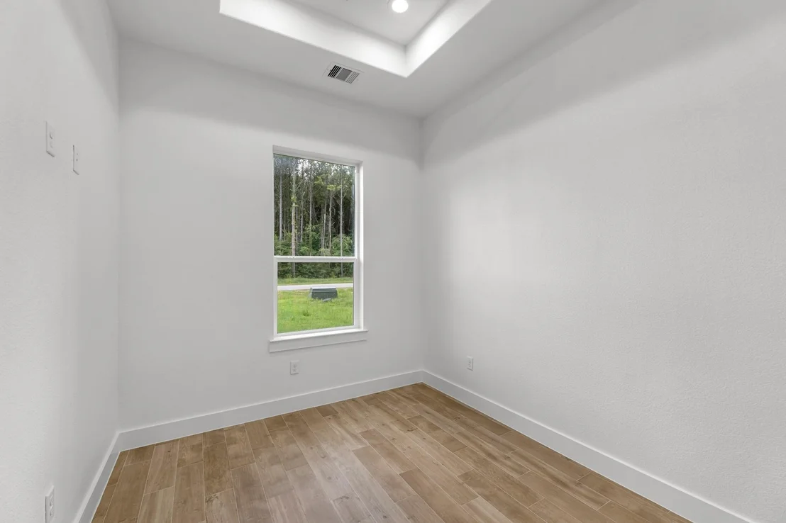 Photo of 1210 Road 6604
