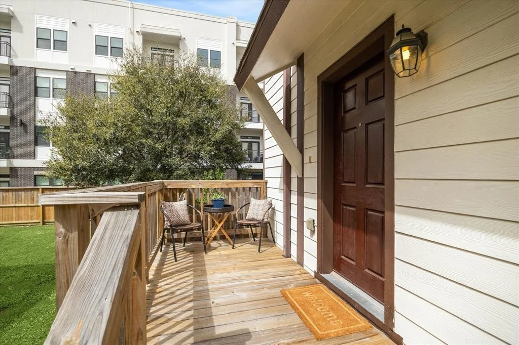 Photo of 3207 Garden Oaks View
