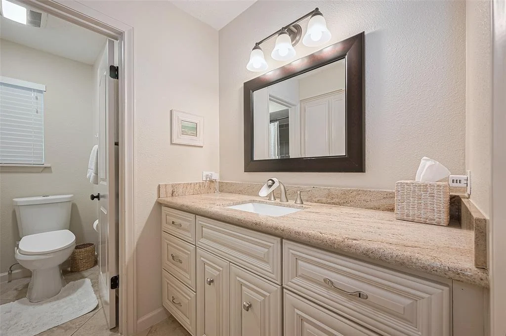 Photo of 10807 Overbrook Lane