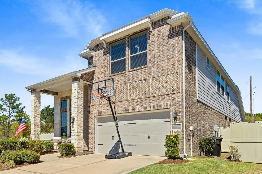 Photo of 9801 Preserve Way