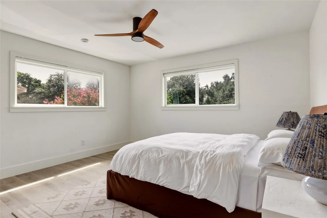 Photo of 12035 Riverview Drive