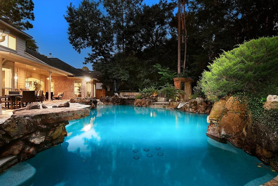 Photo of 6 Orchard Pines Place