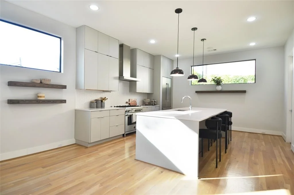 Photo of 2628 Greenbriar Drive