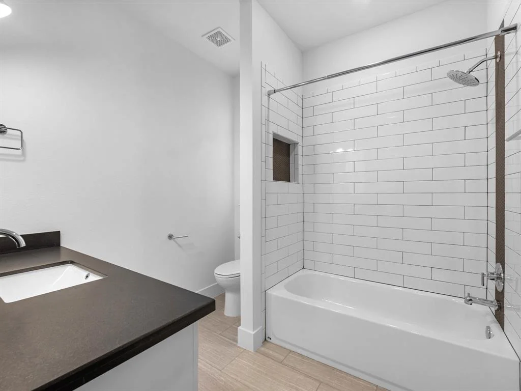 Photo of 5446 Lymbar Drive