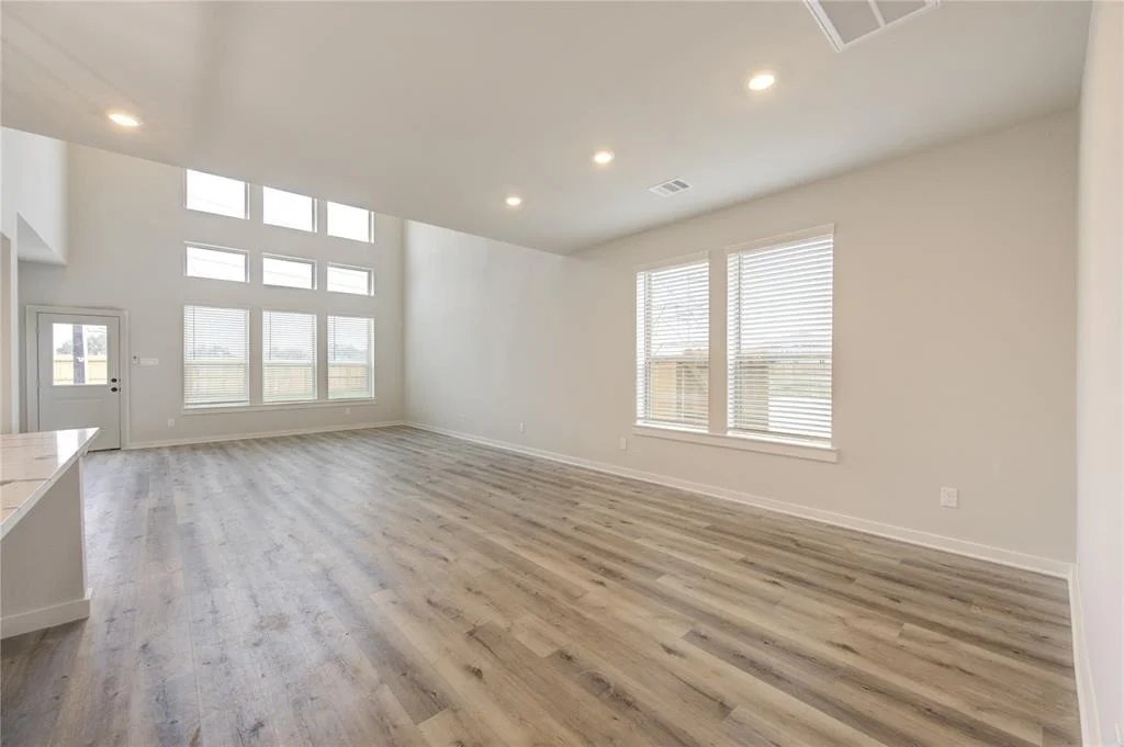 Photo of 400 Kendall Crest Dr