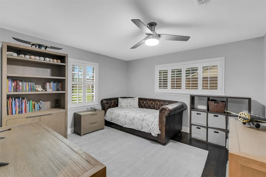 Photo of 10635 N Evers Park Park