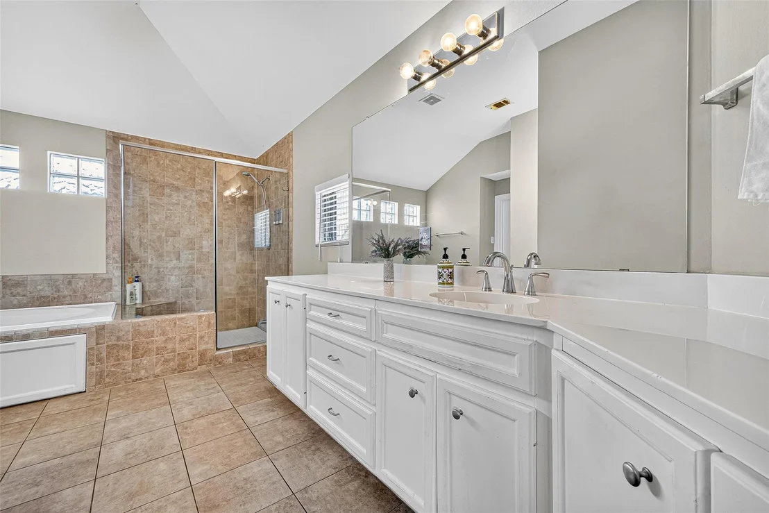 Photo of 11511 Main Pine Drive