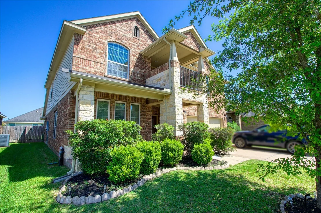Photo of 1242 S Maple Drive