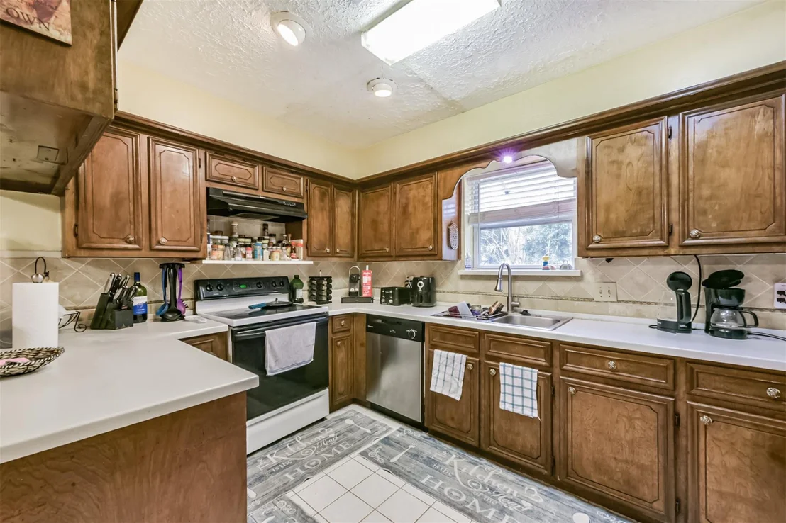 Photo of 17041 Live Oak Circle
