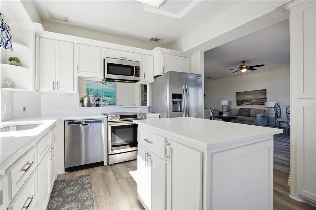 Photo of 210 Easterly