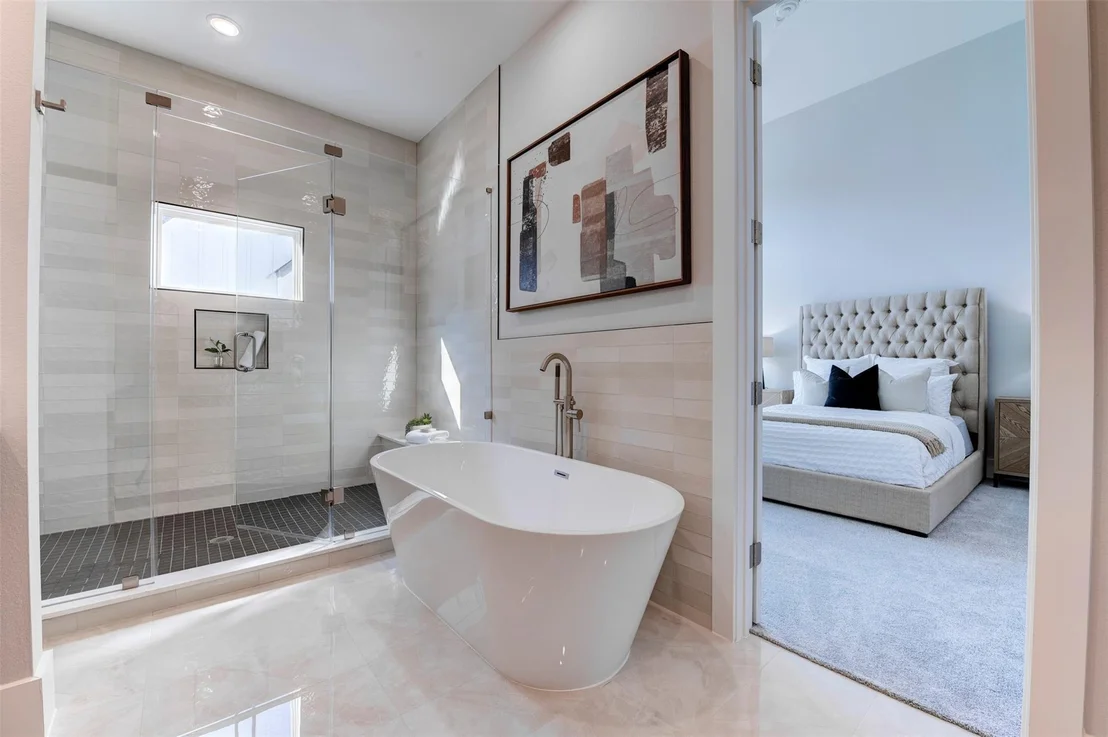 Photo of 5128 Rosslyn Road