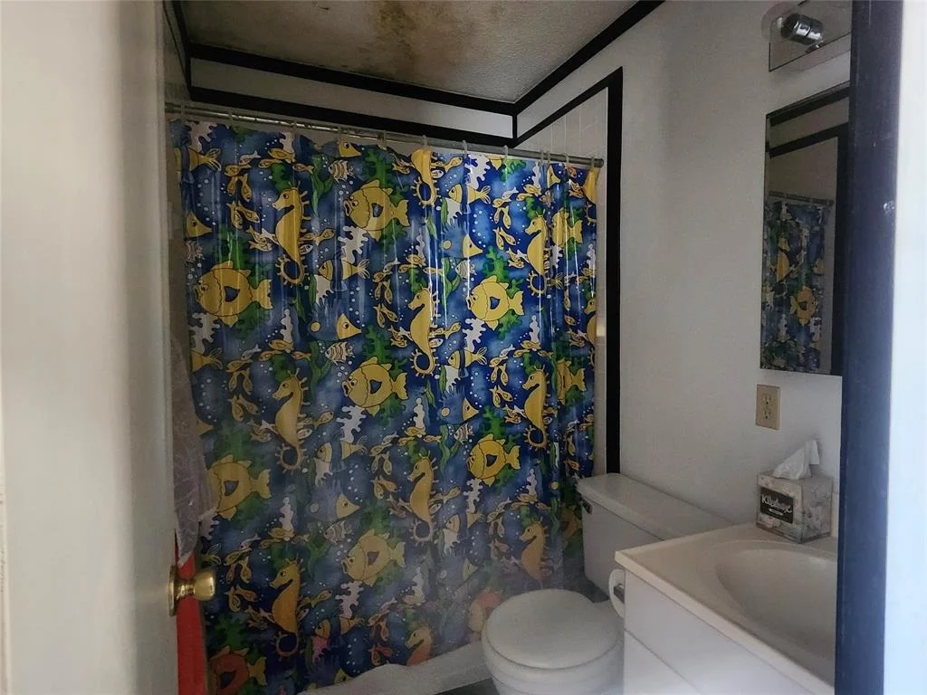 Photo of Unit DR at 1218 Middle
