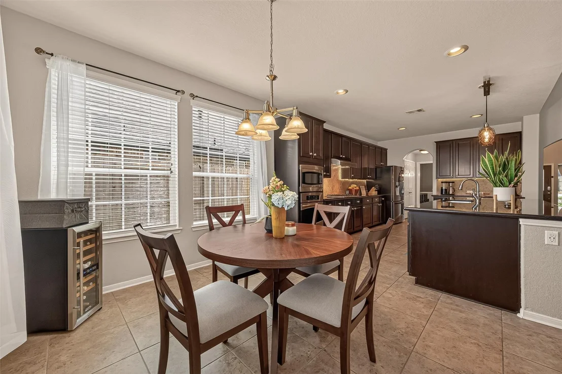 Photo of 3301 Sequoia Lake Trail