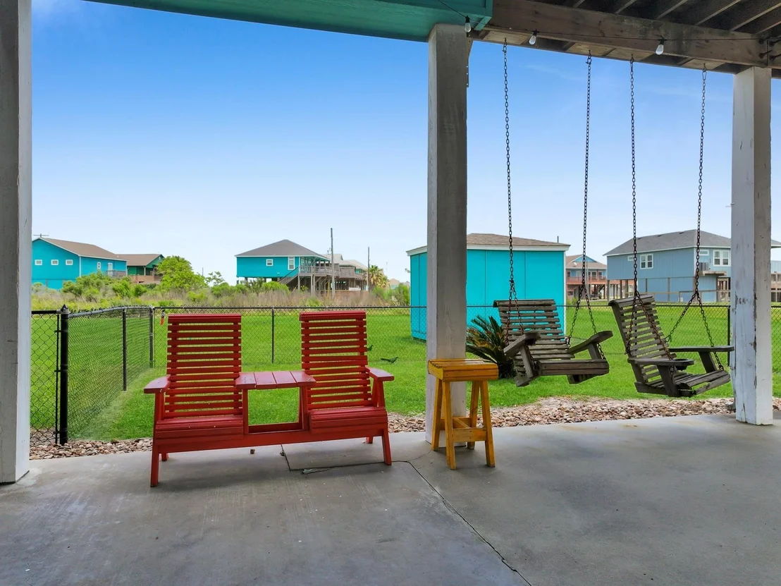 Photo of 962 Surfside Drive