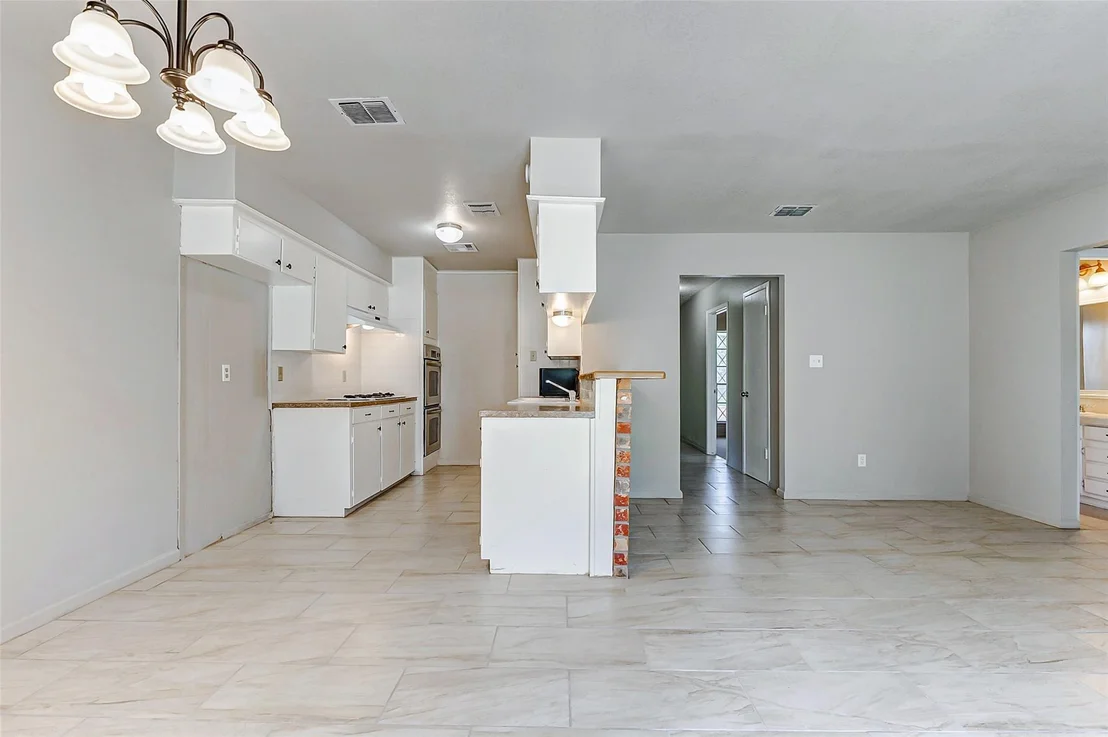 Photo of 5318 Botany Lane