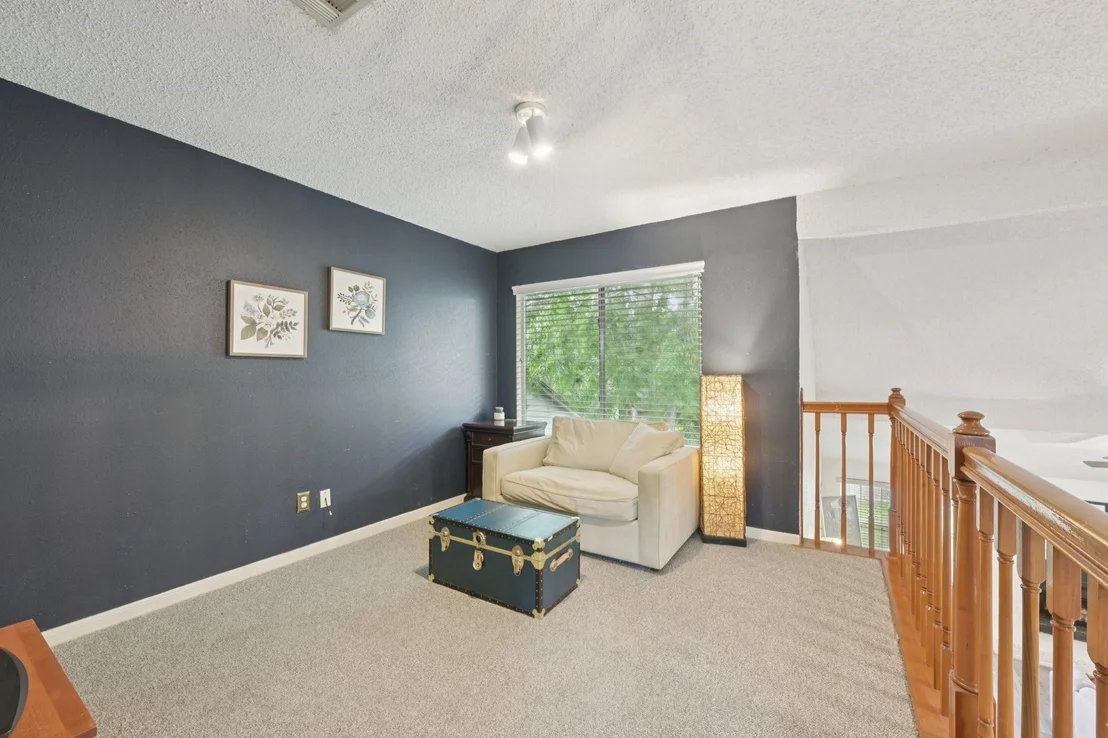 Photo of 3218 Knoll West Drive