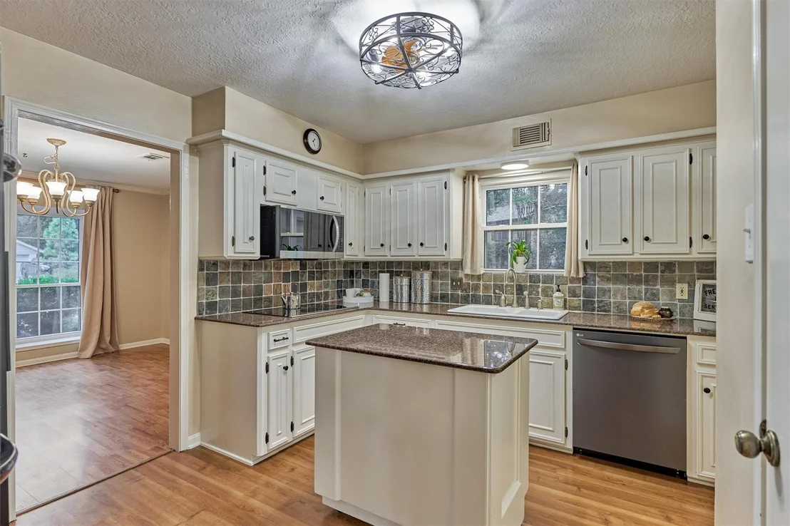 Photo of 12 Thimbleberry Court