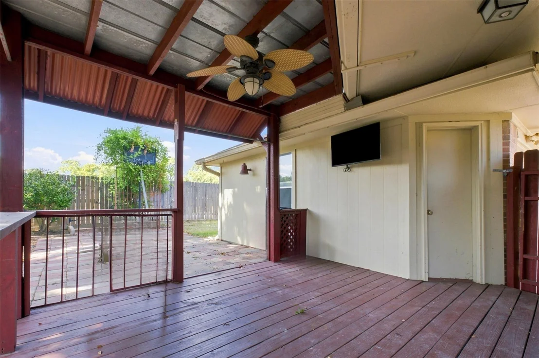 Photo of 23010 Red River Drive