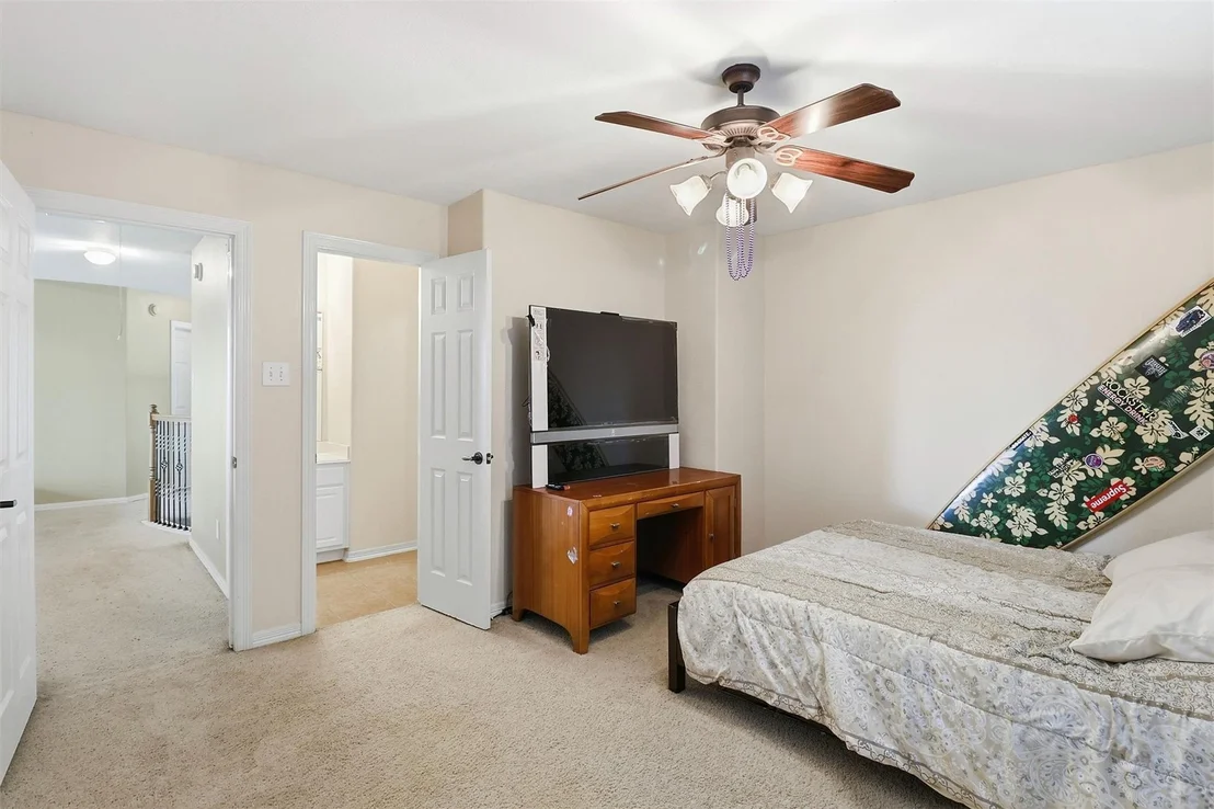 Photo of 20318 Pebble Hollow