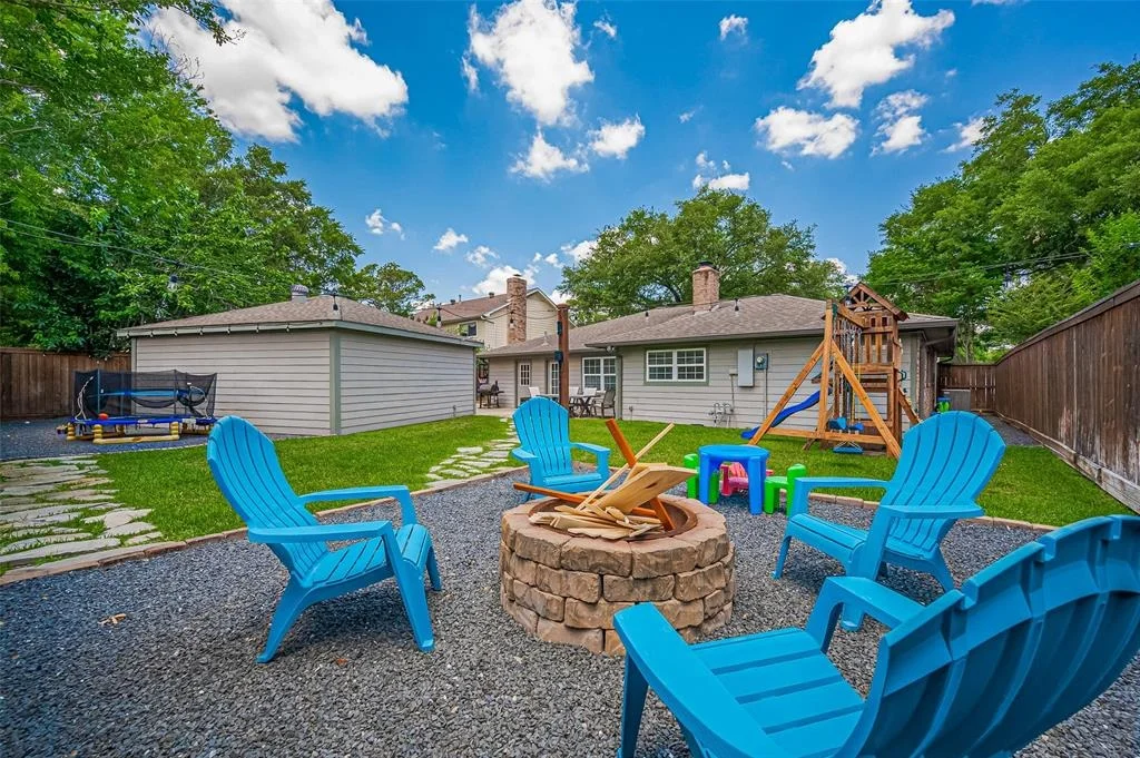 Photo of 10807 Overbrook Lane