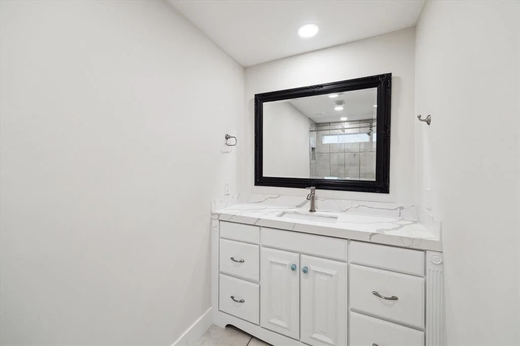 Photo of 14942 Spring Lake Drive