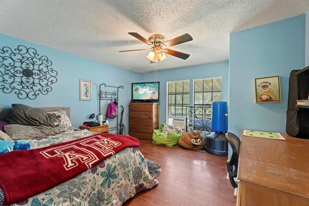 Photo of 11915 W Jane Lane