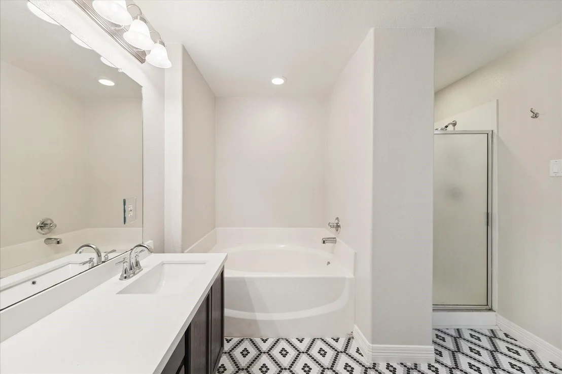 Photo of 18627 Walden Glen Circle