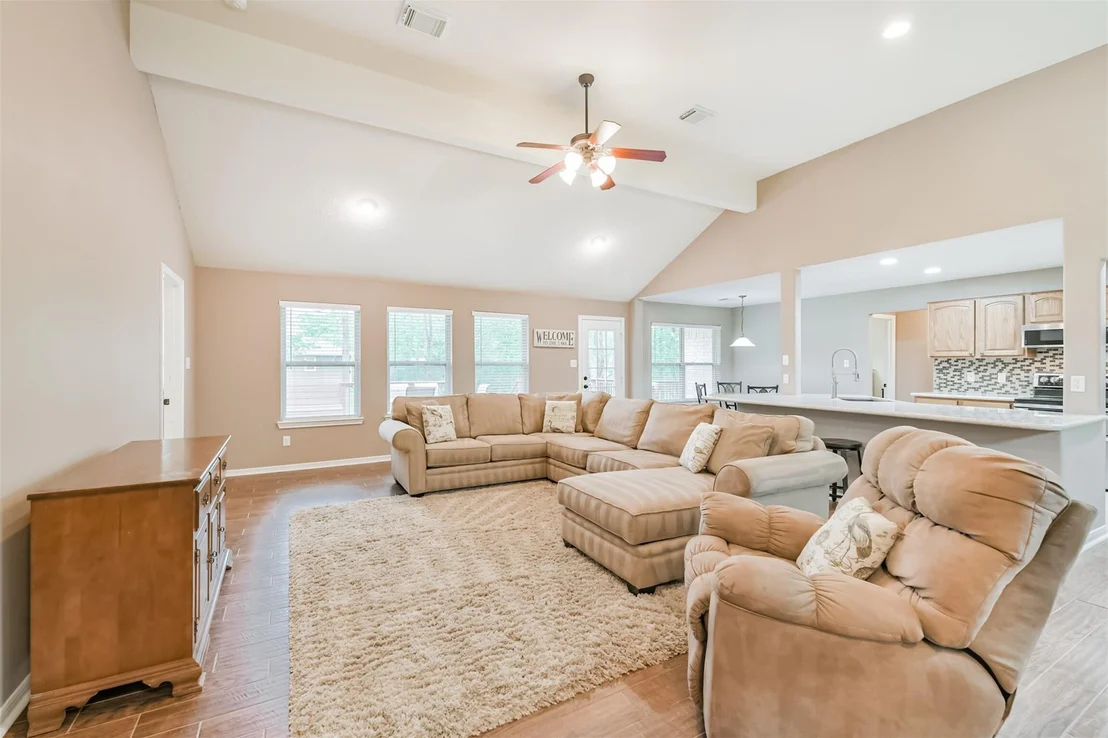Photo of 10 Twinstone Court