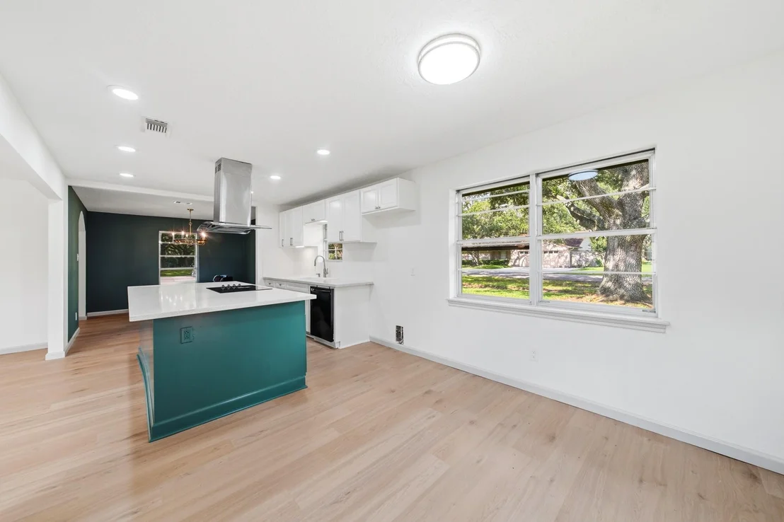 Photo of 9 Robin Drive