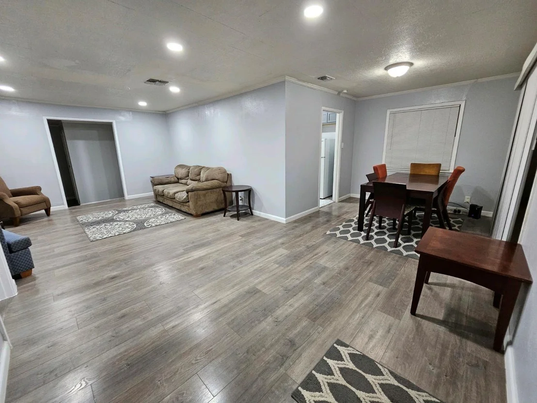 Photo of 302 Blakeley Drive