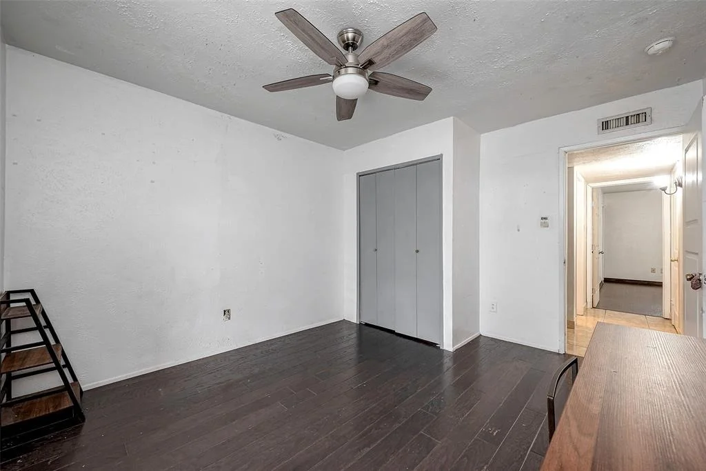 Photo of 7319 Goldfinch Drive