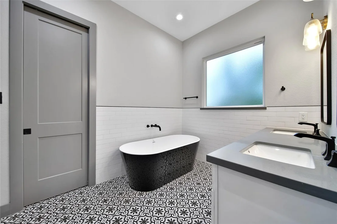 Photo of 25218 Melanie Pointe