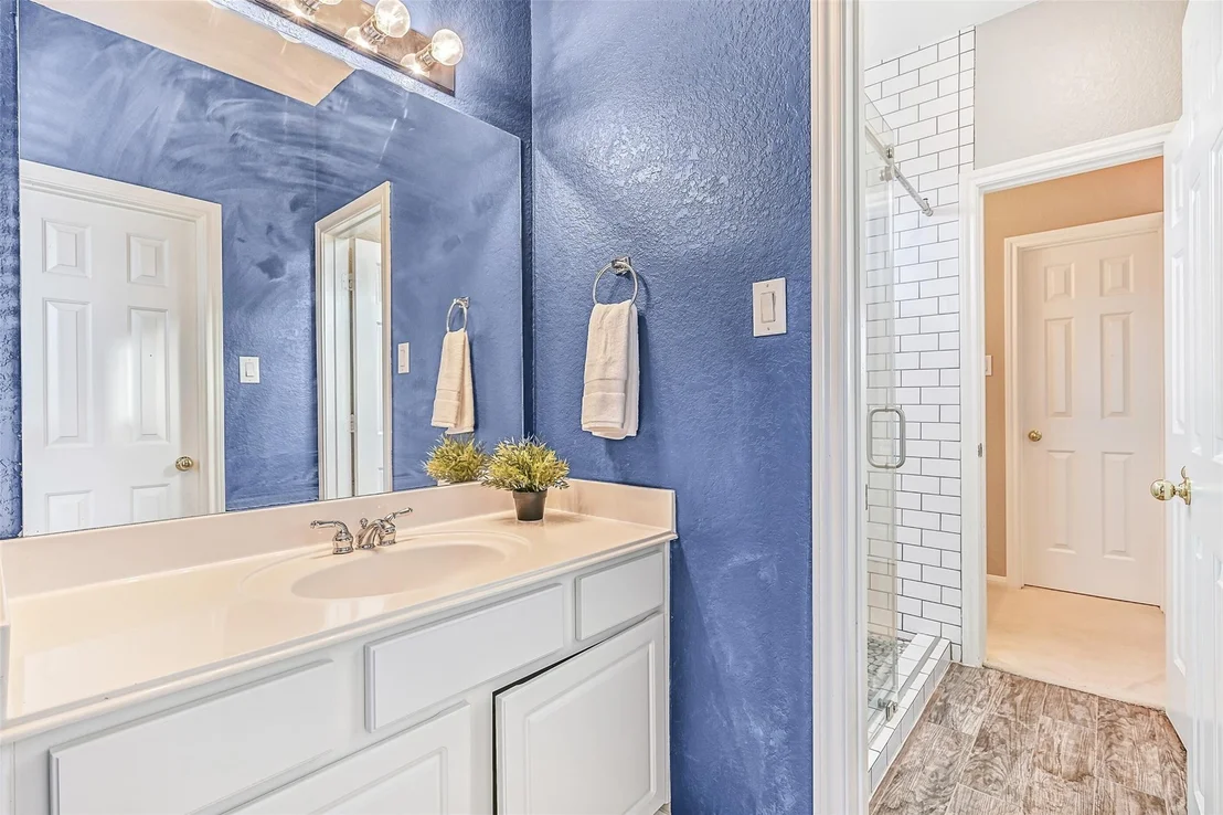 Photo of 1607 Cascade Falls Drive