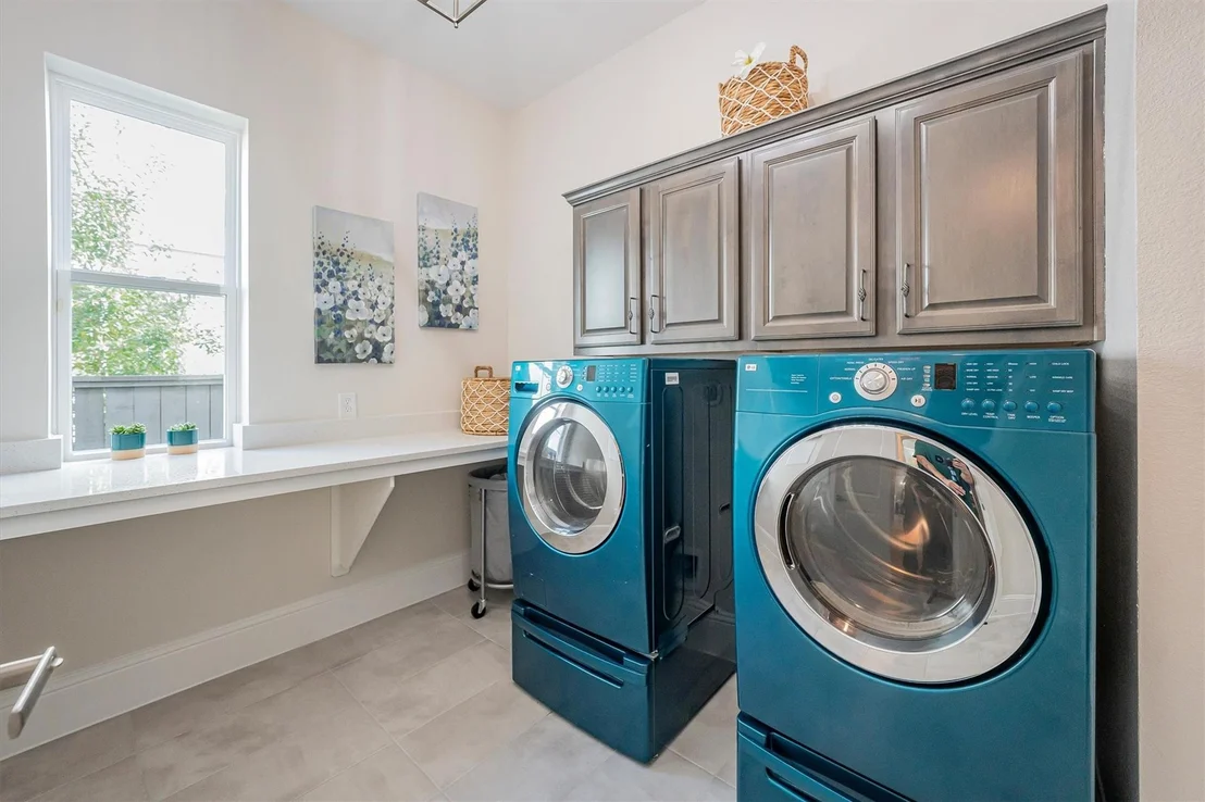 Photo of 43 W Sawyer Ridge Drive