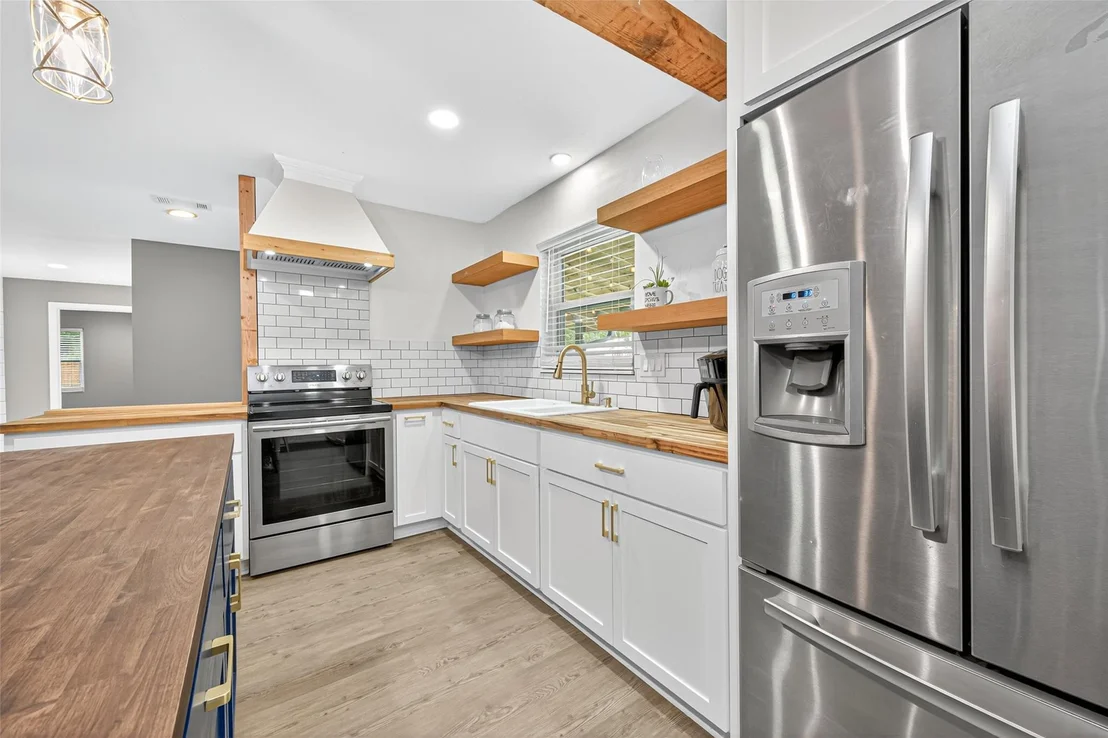 Photo of 507 Springwater Drive