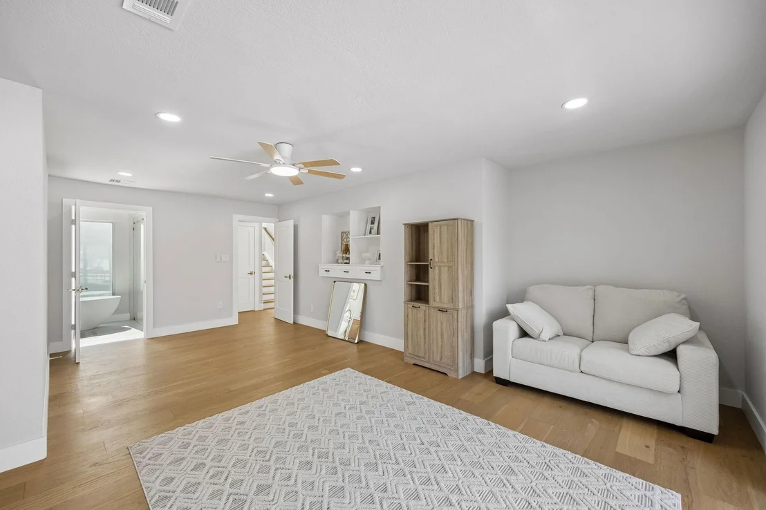 Photo of 12002 S Circle Drive