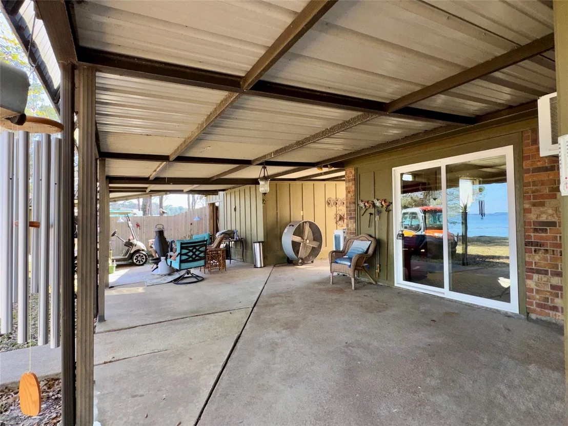 Photo of 201 Westwood Drive E