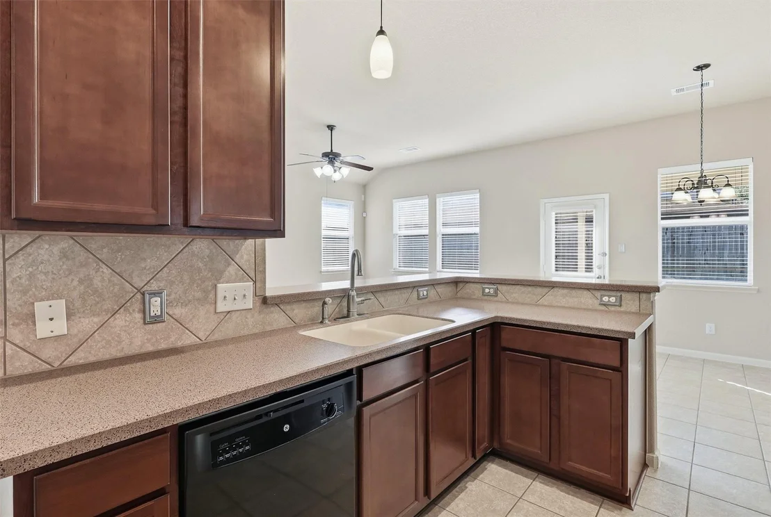 Photo of 2923 Empire Oaks Lane