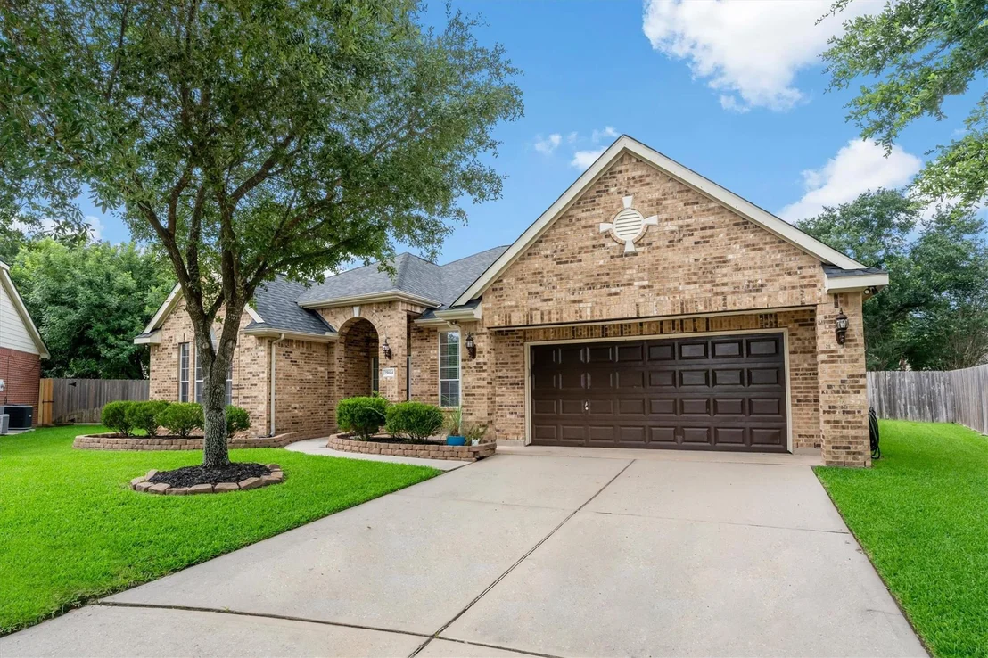 Photo of 25604 Ayers Lane