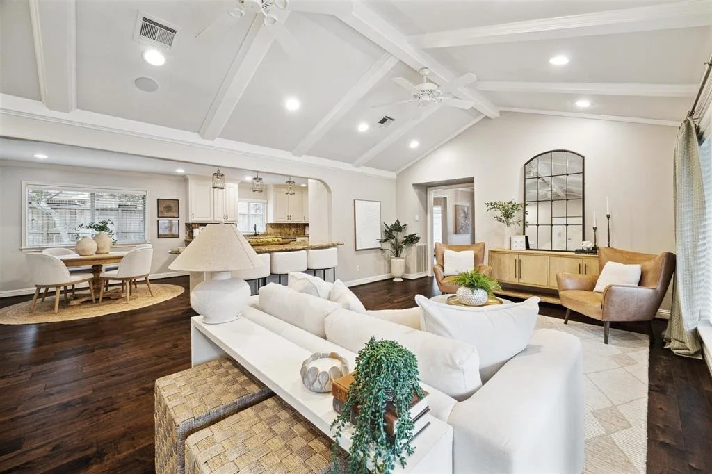 Photo of 10223 Pine Forest Road