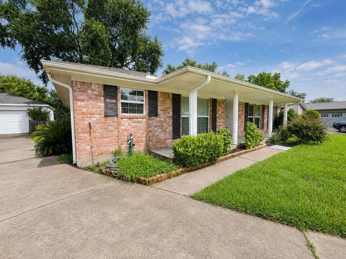 Photo of 16122 Alta Mesa Drive